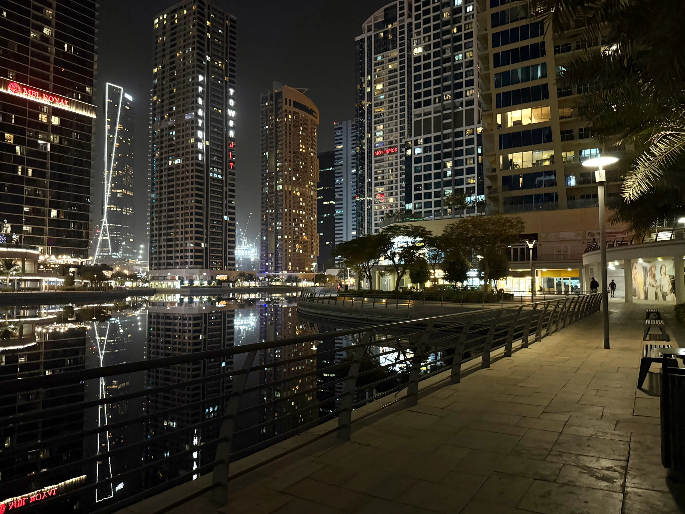 JLT Lakeside Promenade photo 3